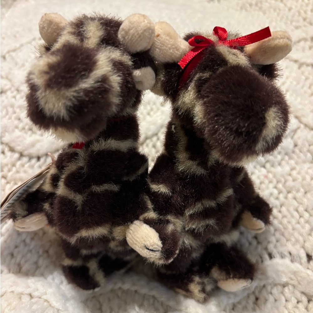 Boyd’s Bear Noah’s Ark Stretch and Skye Longnecker Set of Giraffes